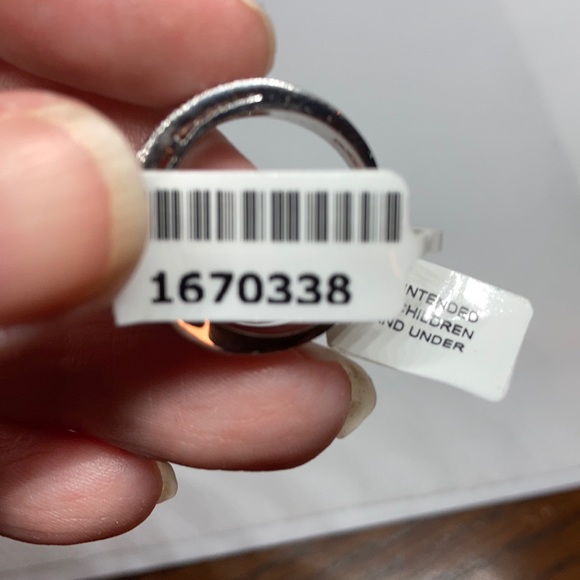 Simulated diamond with silvertone ring J-4 - Picture 5 of 6